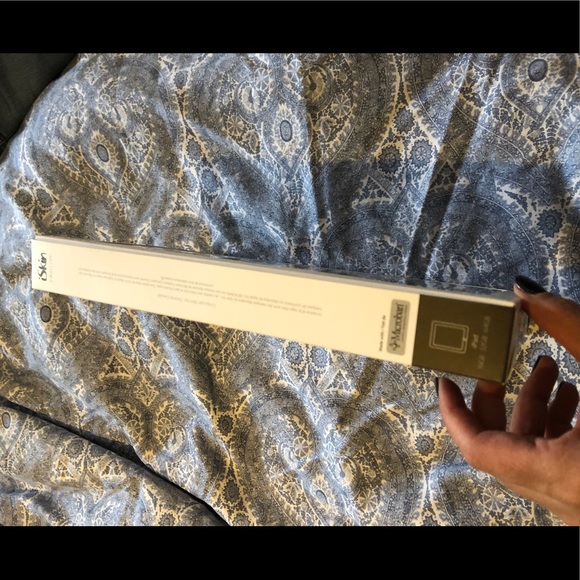 Nwt iSkin for iPad - Picture 6 of 8